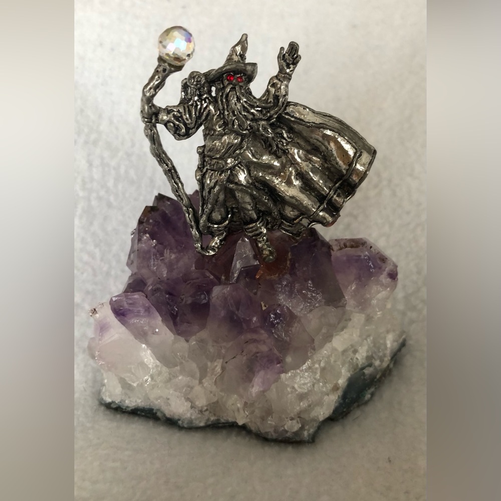 Pewter wizard on genuine amethyst crystal geode, 4 3/4”h x 4”w, excellent condit